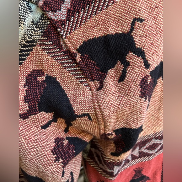 WRAPPER VINTAGE NATIVE WESTERN TAPESTRY FRINGE WRAP BLANKET COAT JACKET SIZE OS - Picture 9 of 15